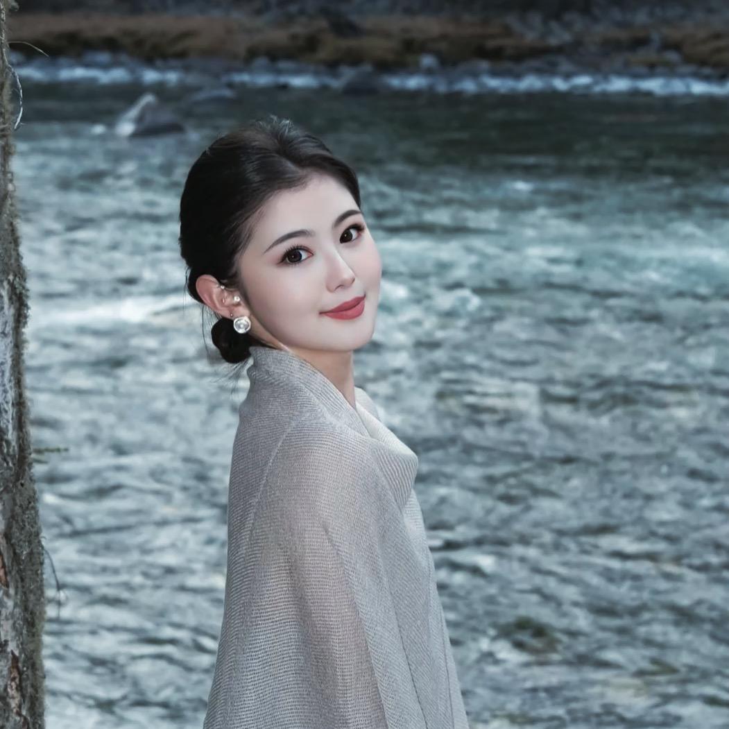 美美怡子