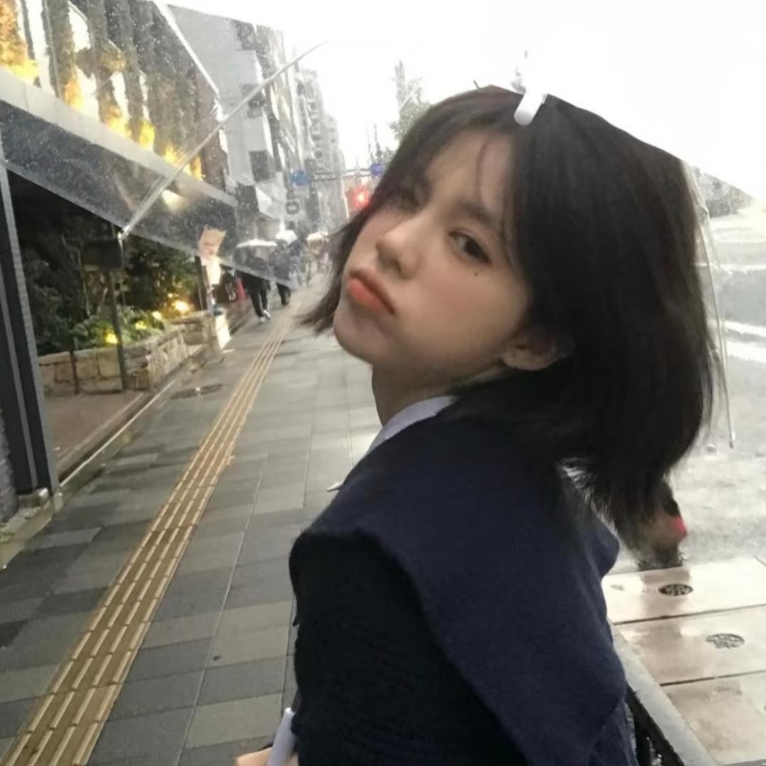 小王吃饱了莓