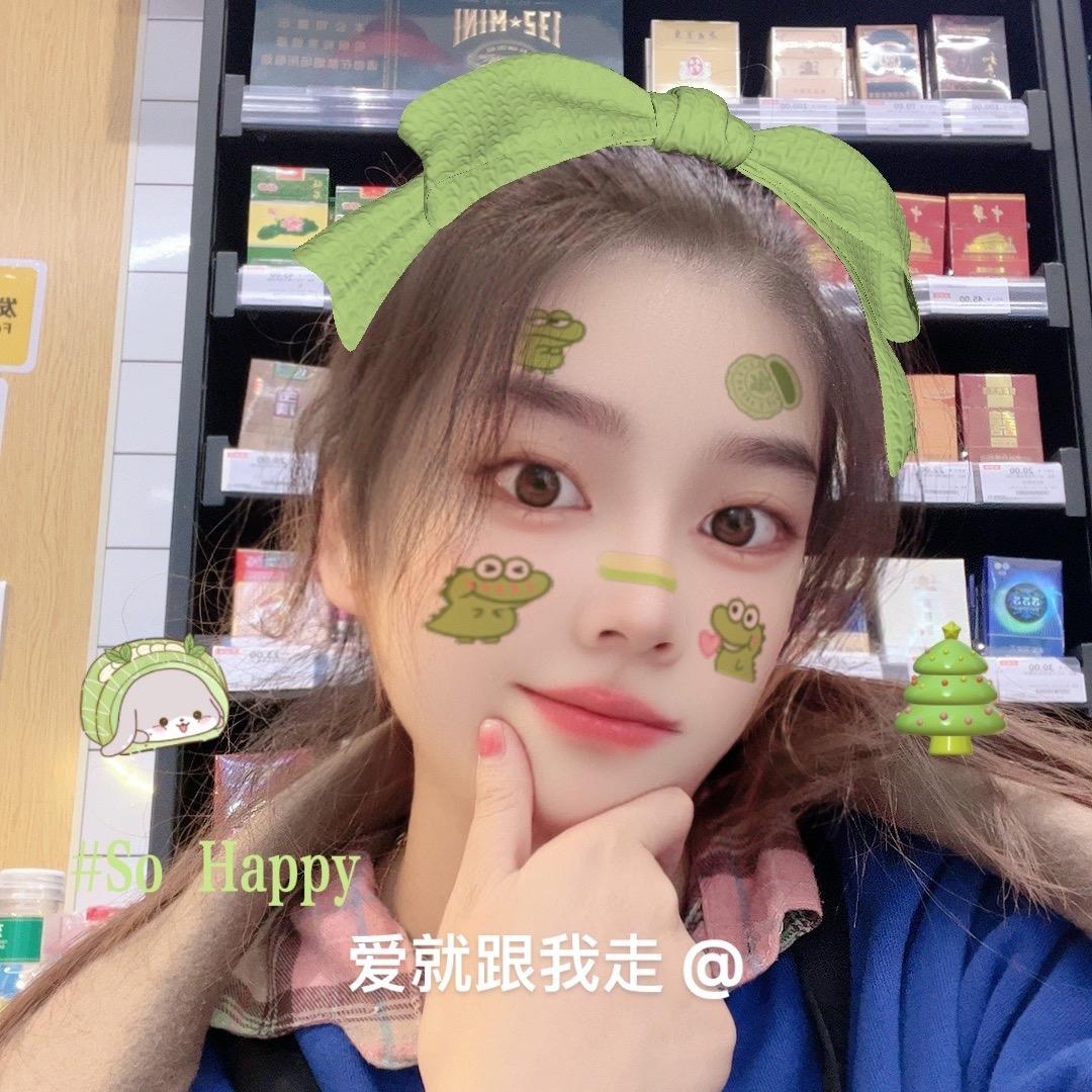 卖火锅的小姐姐