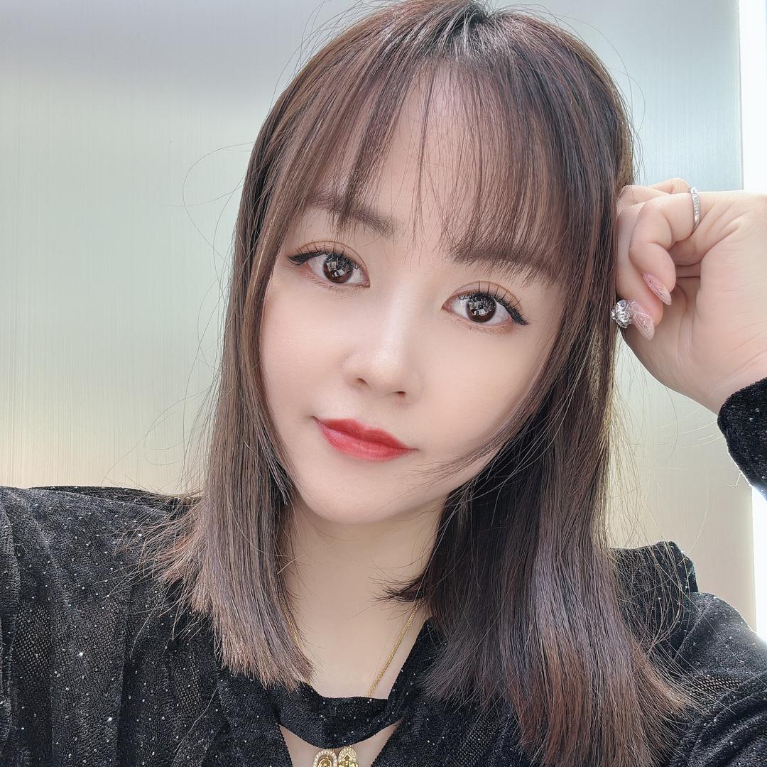 石狮名冠女装商行