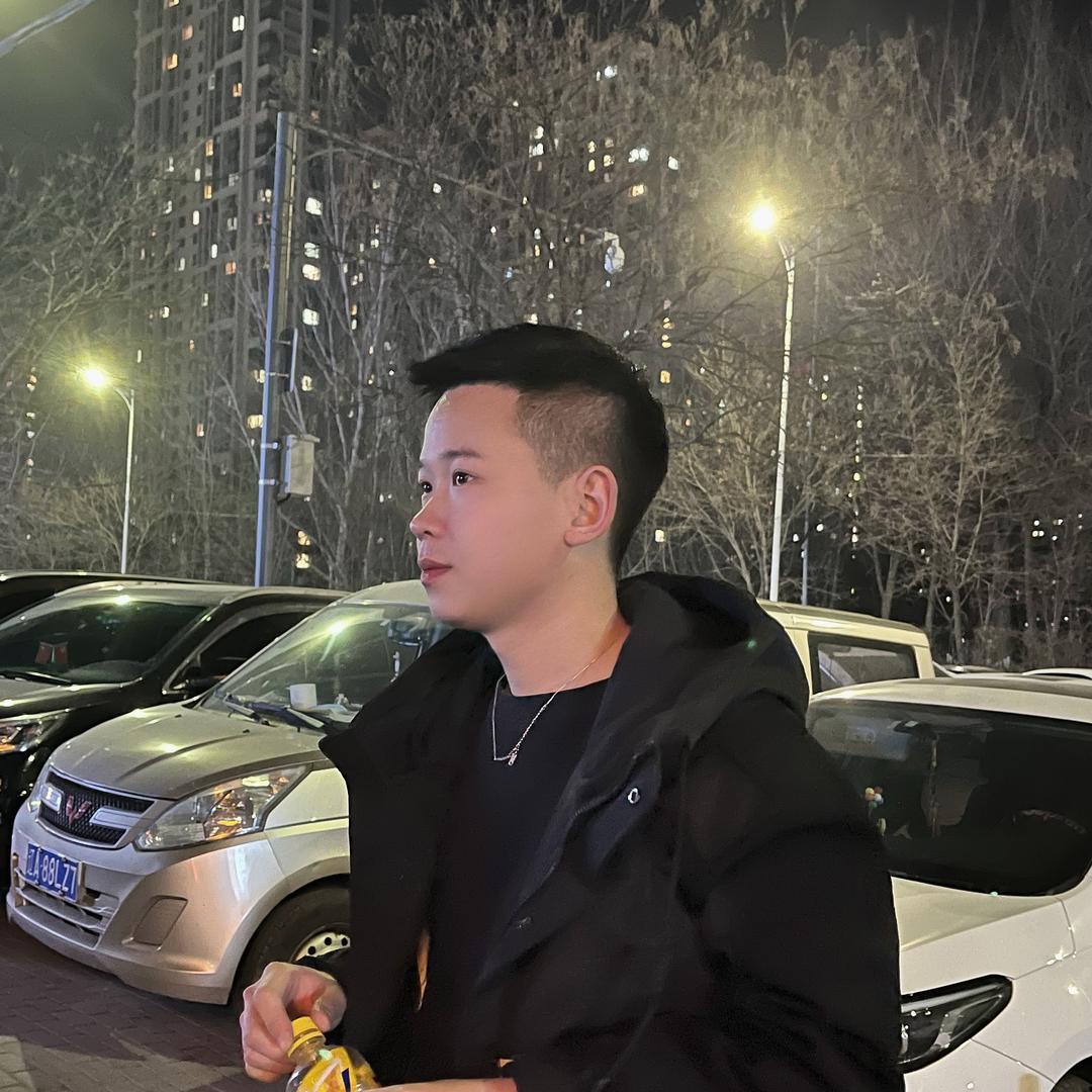 阿伟✨