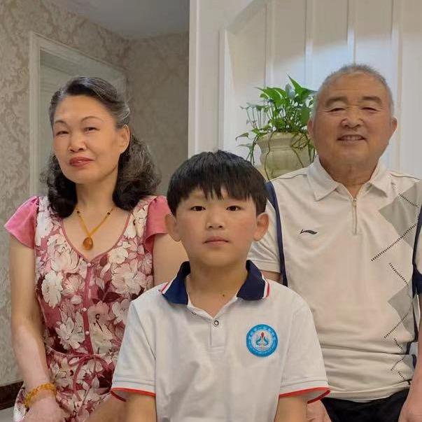 英姨（小封妈妈）