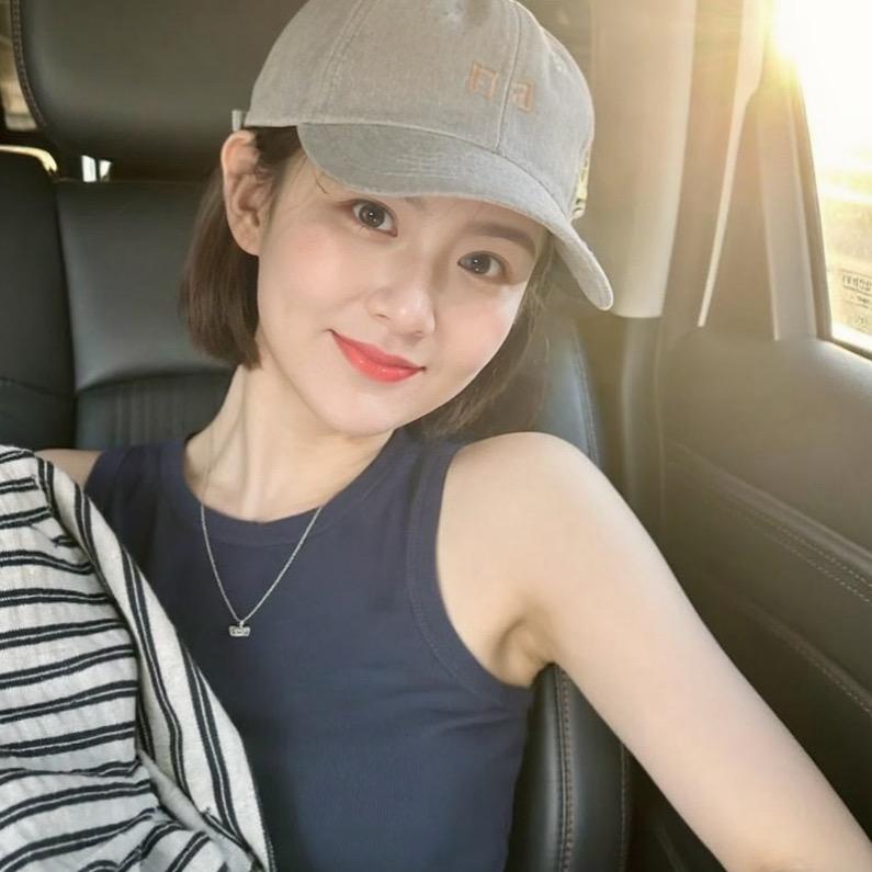 大嘴姑娘M