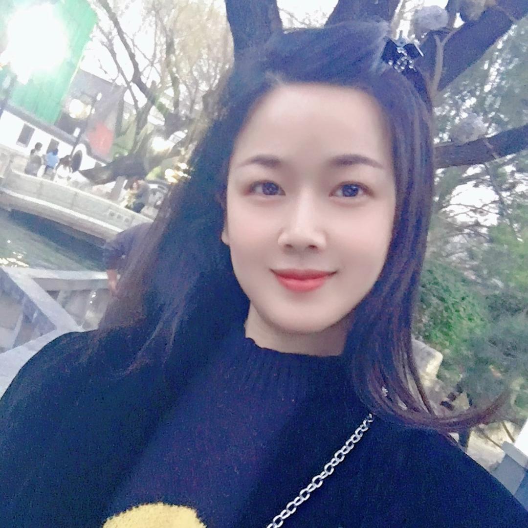 歌手徐菲