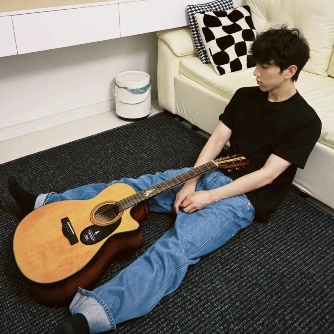 ㅤ    ㅤㅤ 　 ㅤㅤ    ㅤ