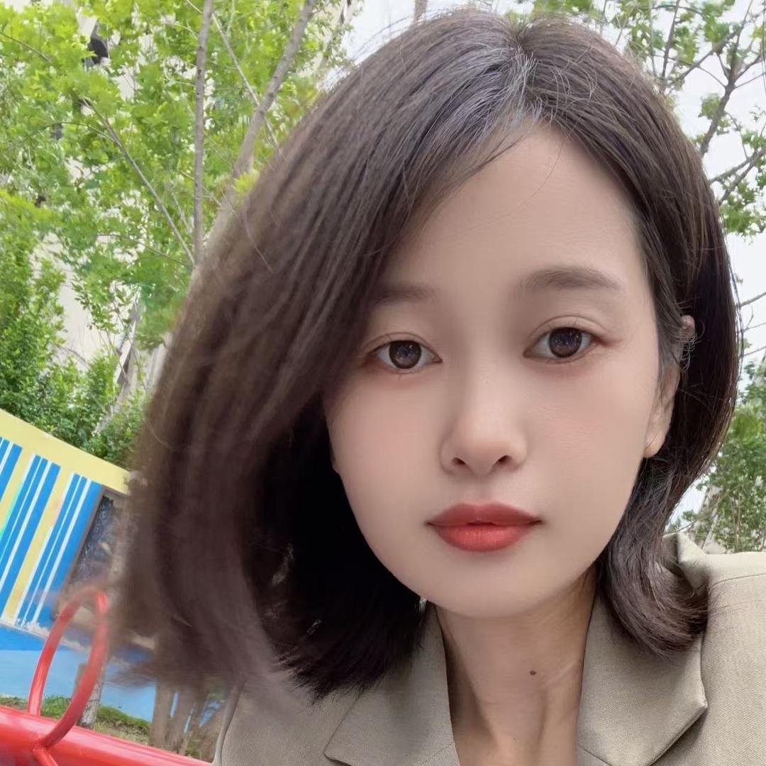 周周✨@炸串卷饼