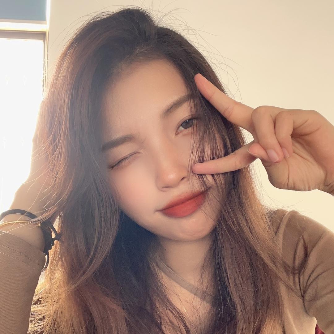 小吖莹
