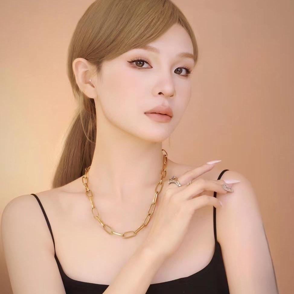 娜九酱子