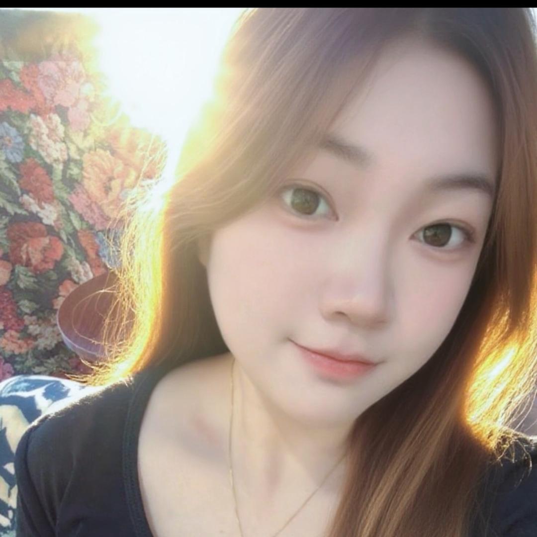 黄哈哈哈哈哈。