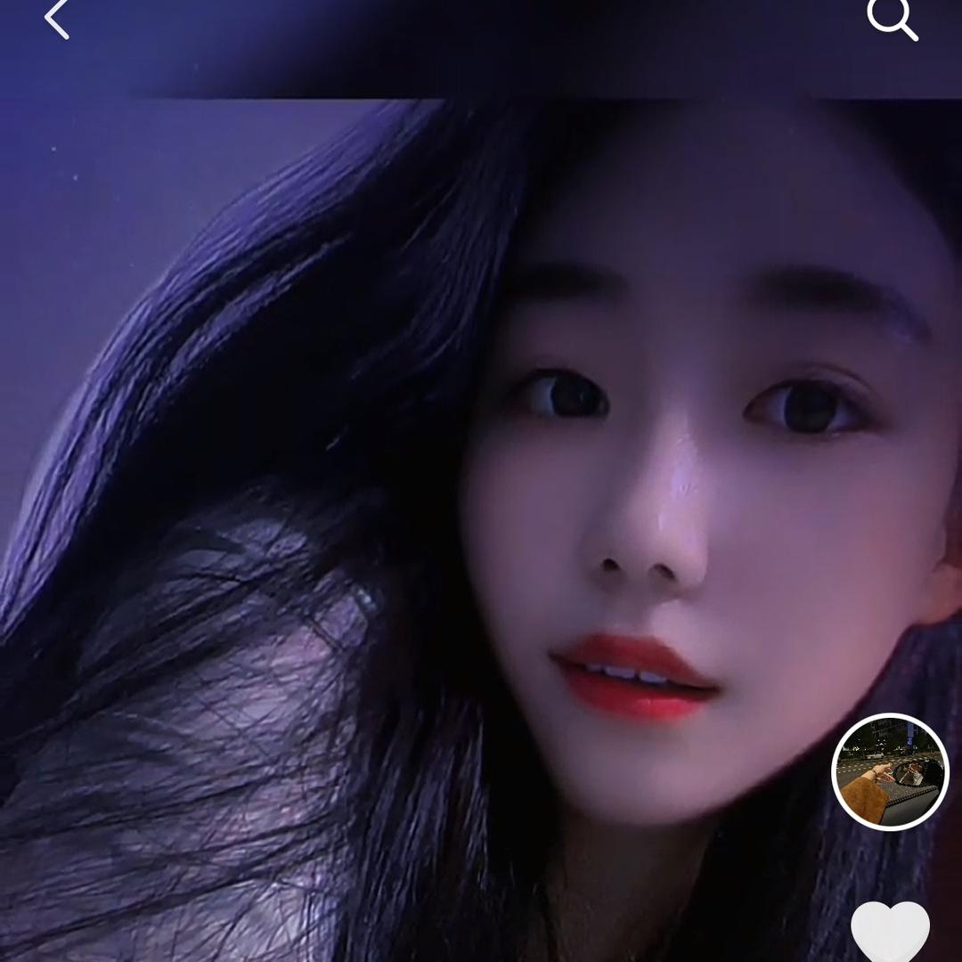 @莉莉
