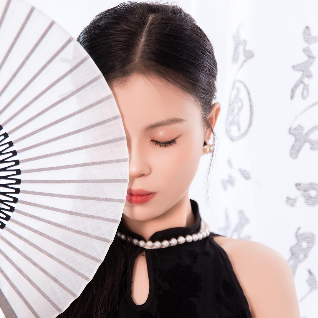 快乐的卖肠粉🥰