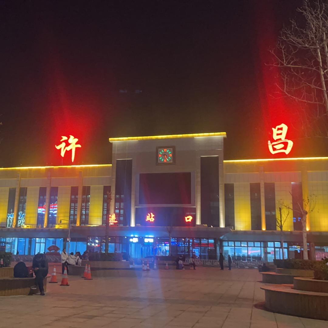 明明小跑腿