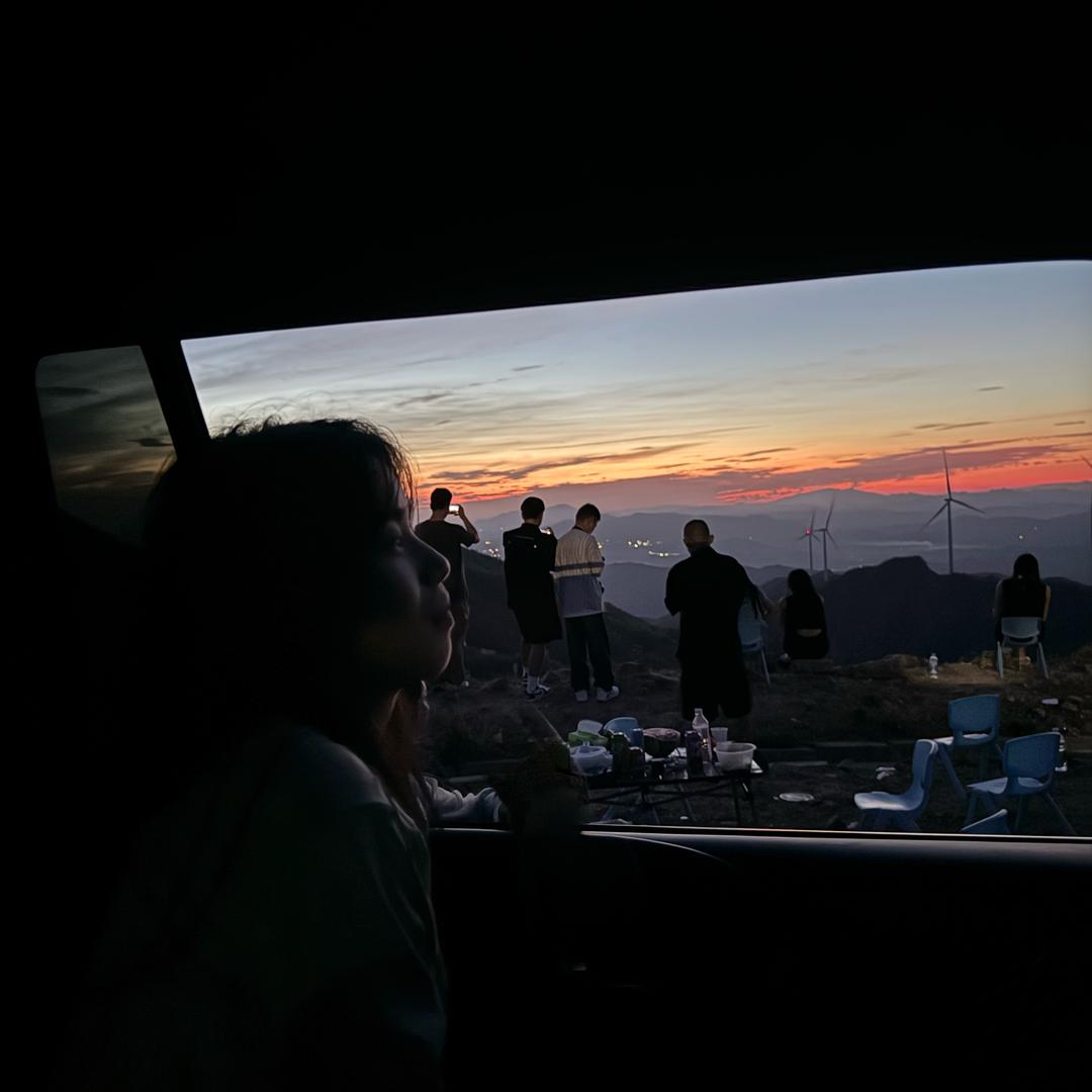 小万同学🎬