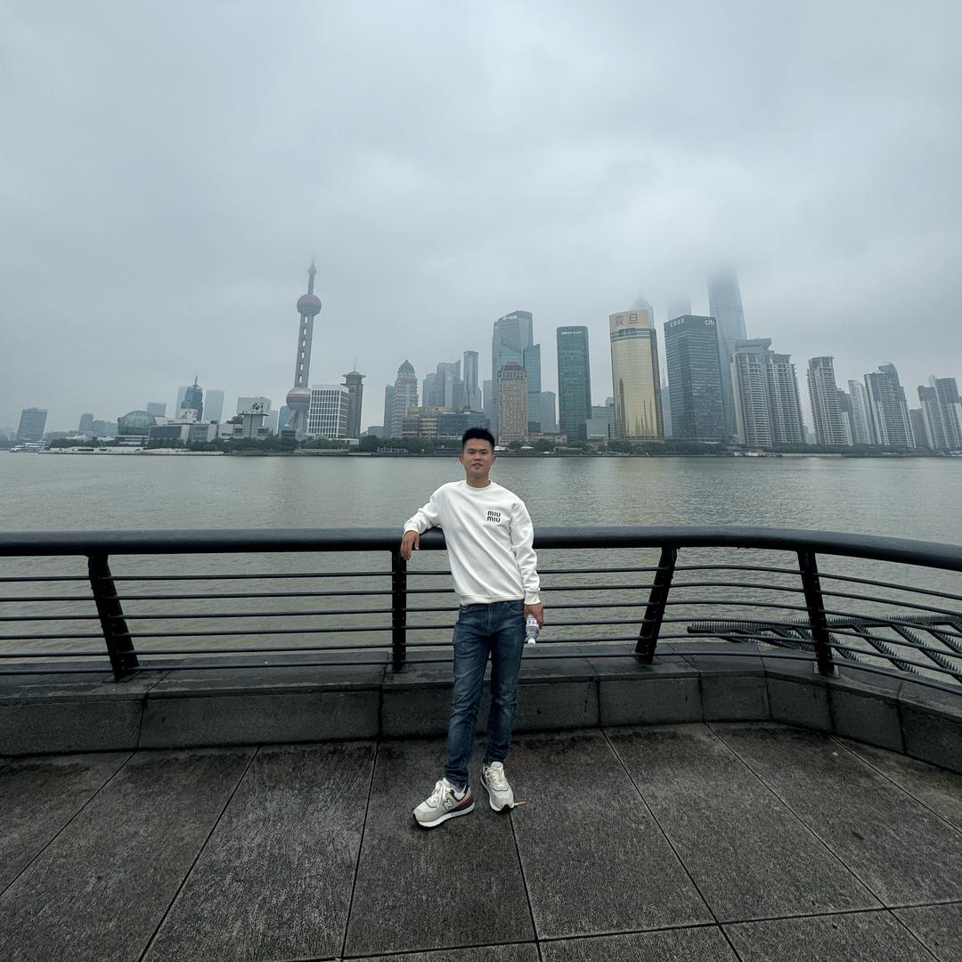 开凌渡的靓仔