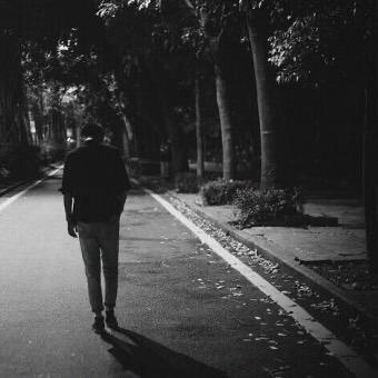 春    夏    秋    冬