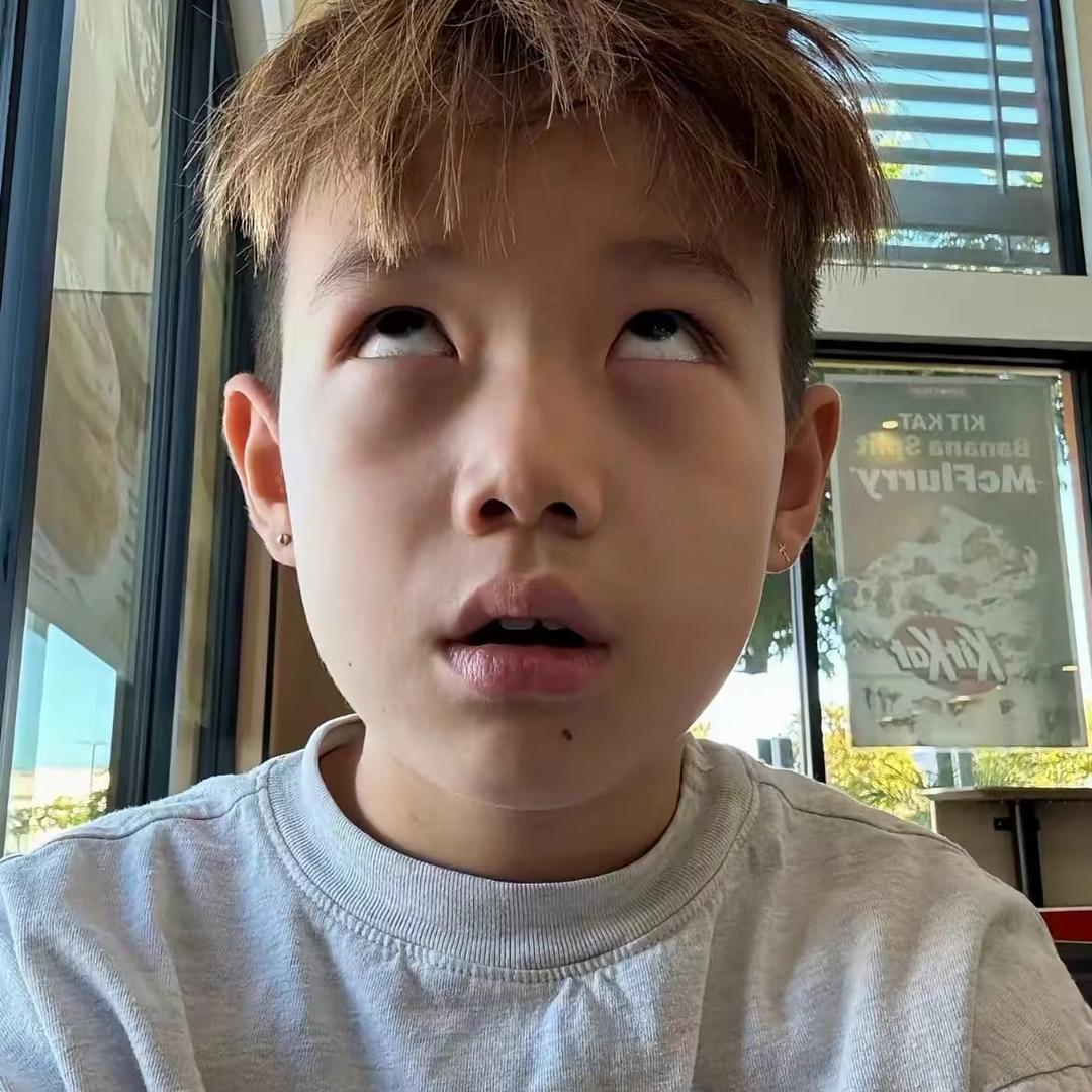 张玉琰.