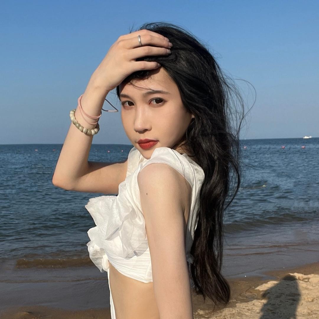 晗总𝑦𝑦𝑑𝑠 ♡
