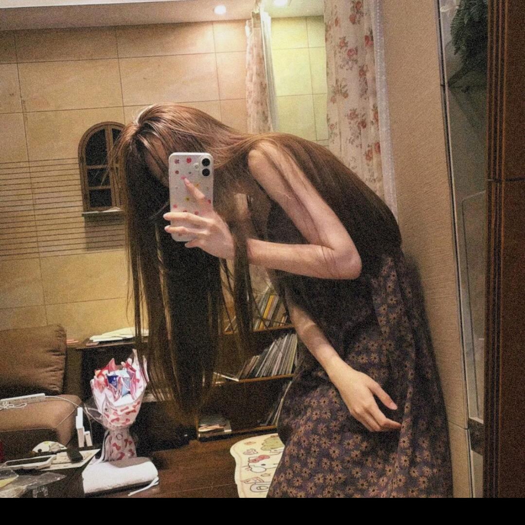 ꉂ • • ྀི ฅ