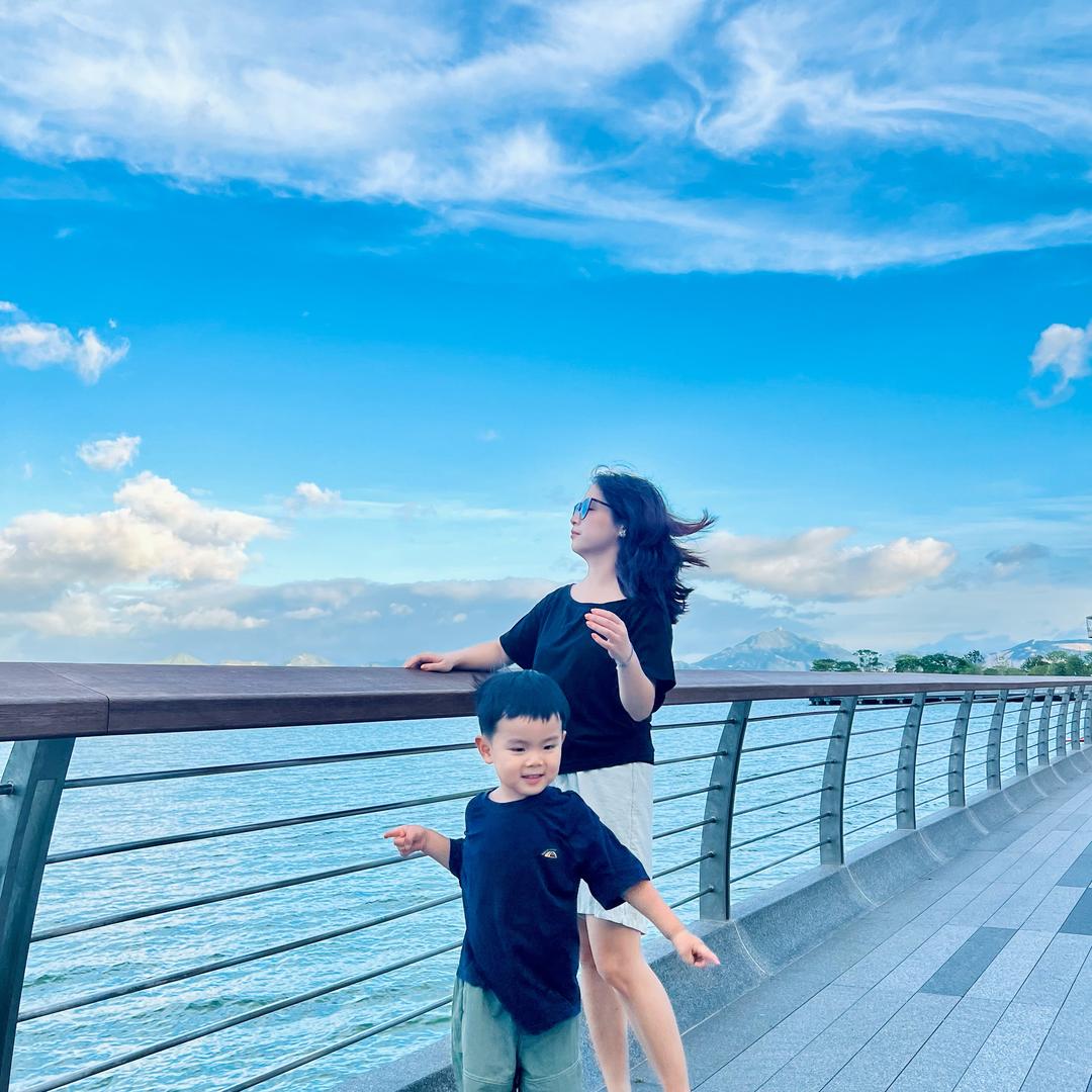 嘉妮caney带兜兜