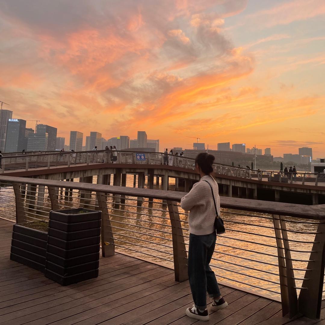 钞票好多张女士💸