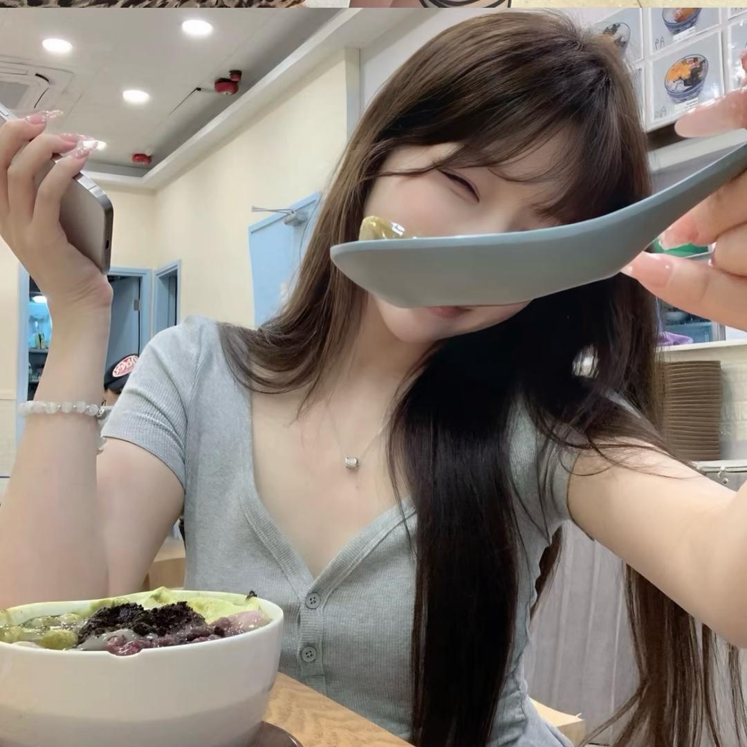 把我脸捏圆