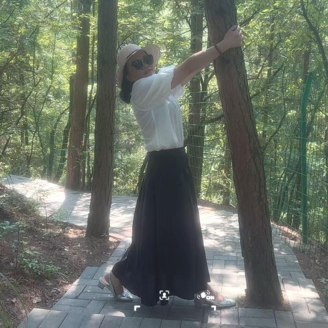 萝莉，晓晓