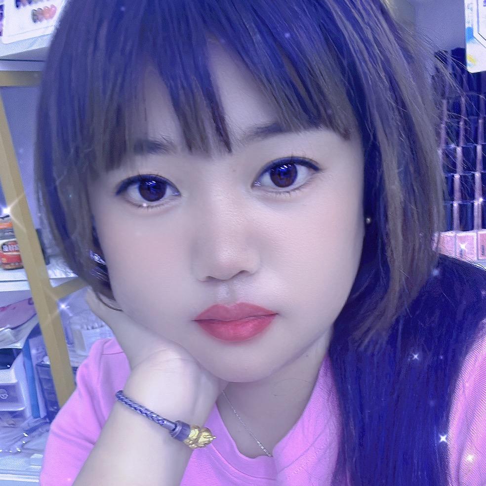娜娜.