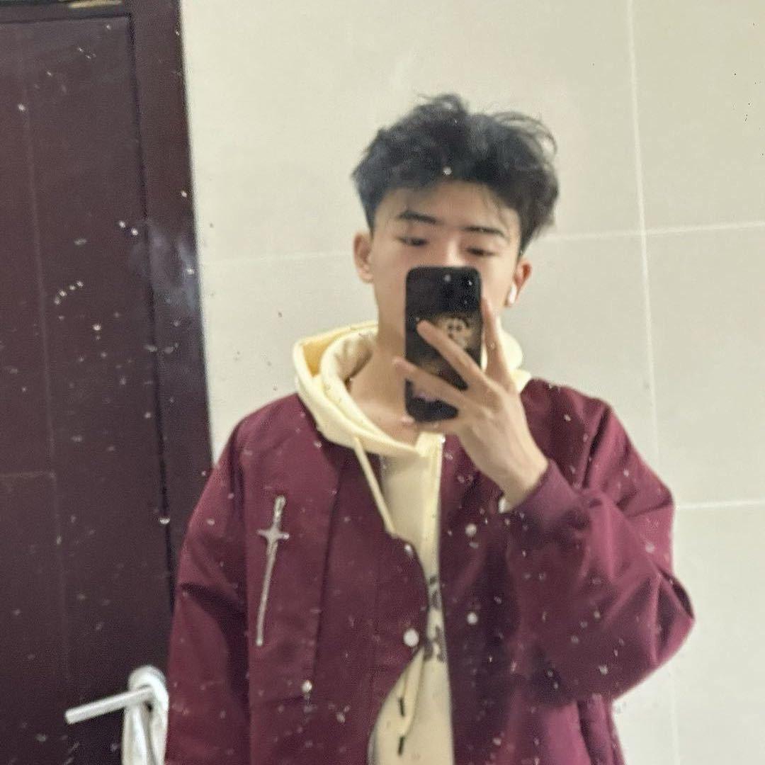 胡咧咧.
