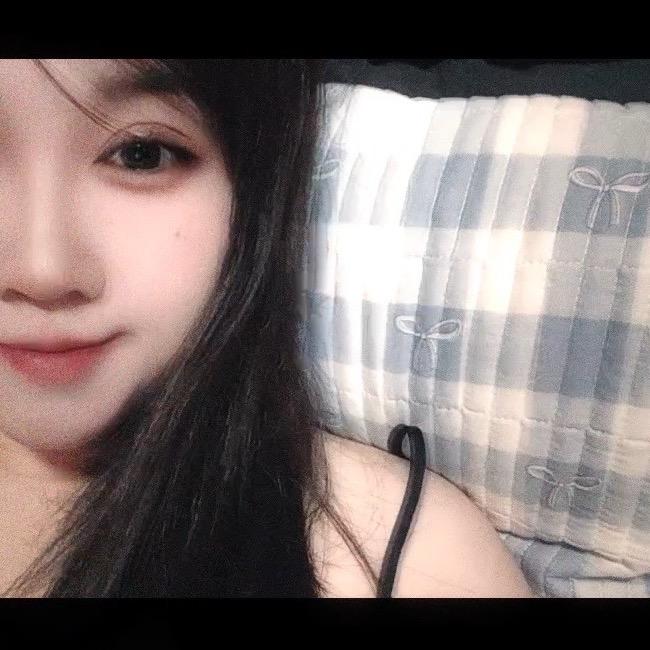 🌸···《 LuLu 》。