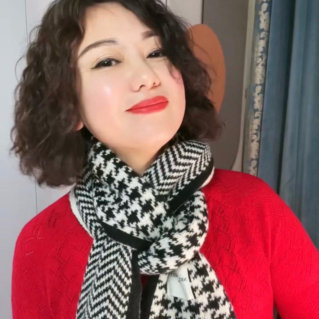 英子穿搭