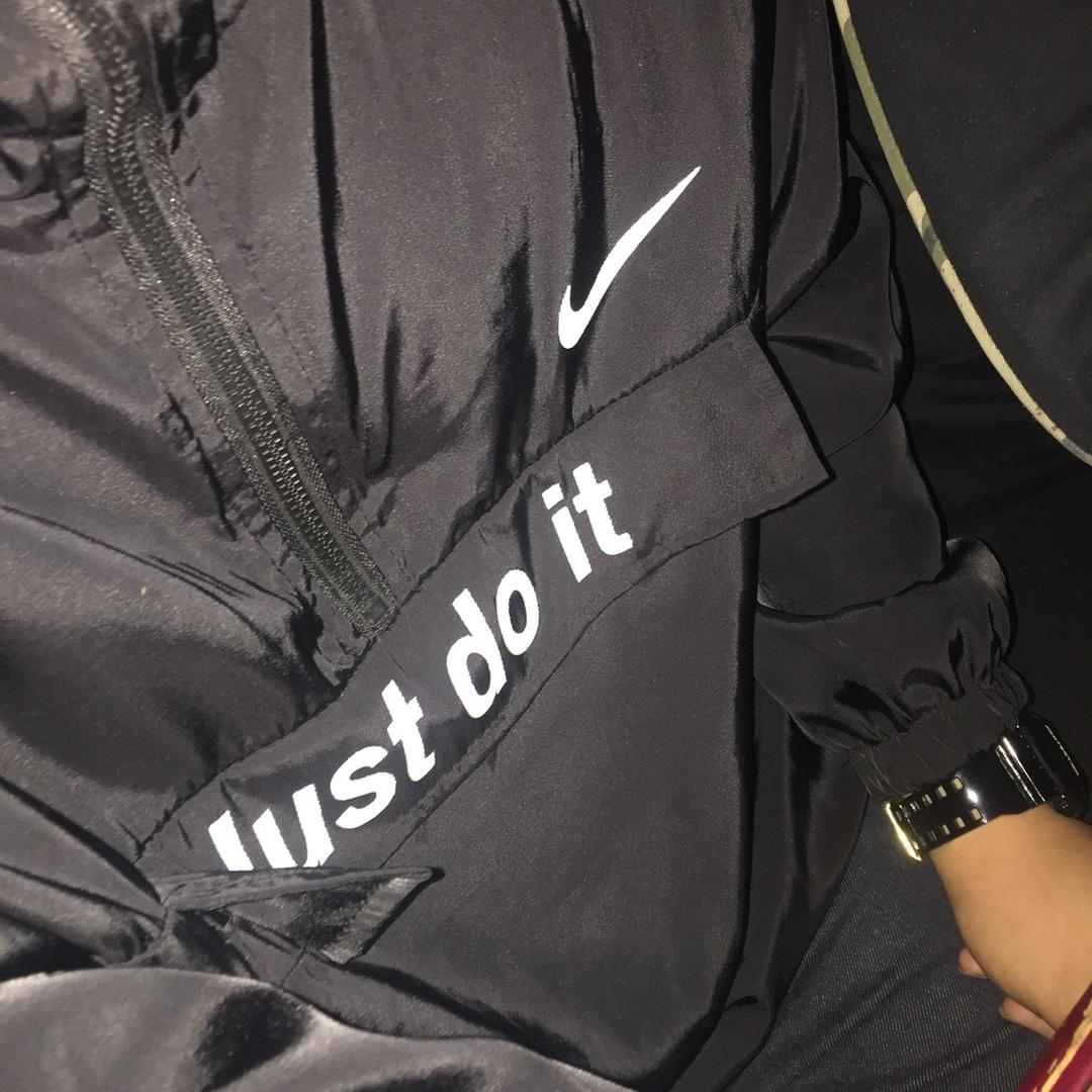 山林不向四季起誓