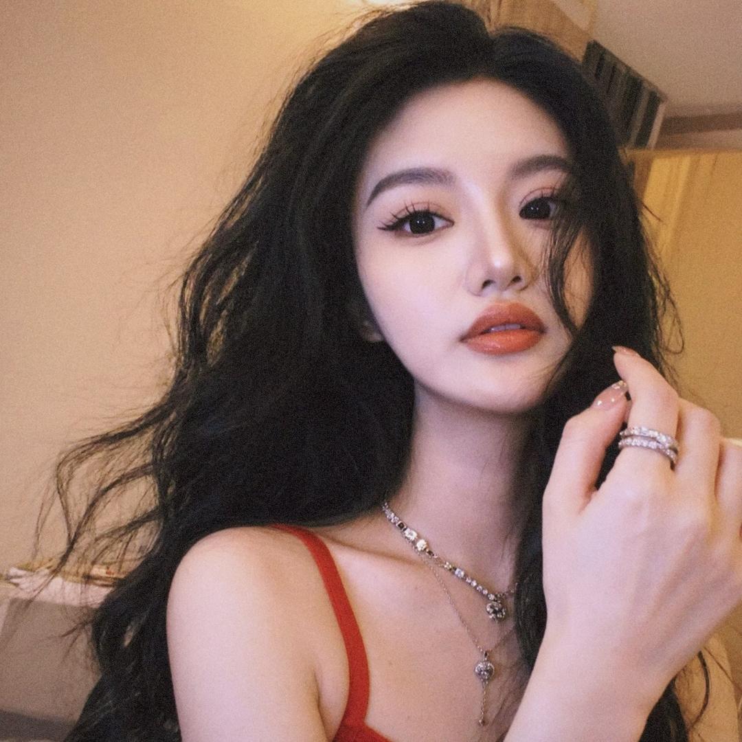 西西老板娘