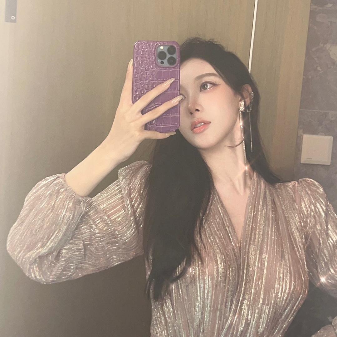 狄娜Dinadeng