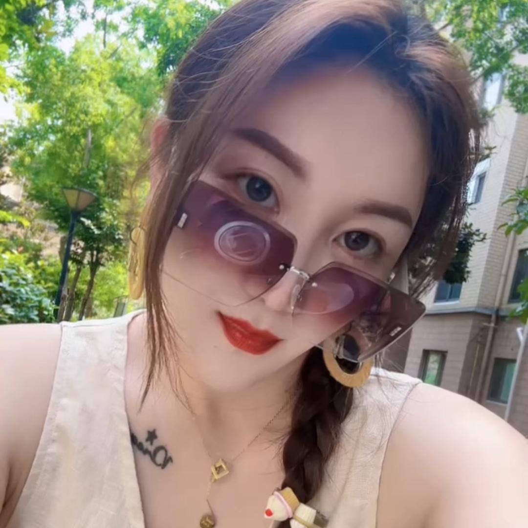 迎儿移动美睫纹绣