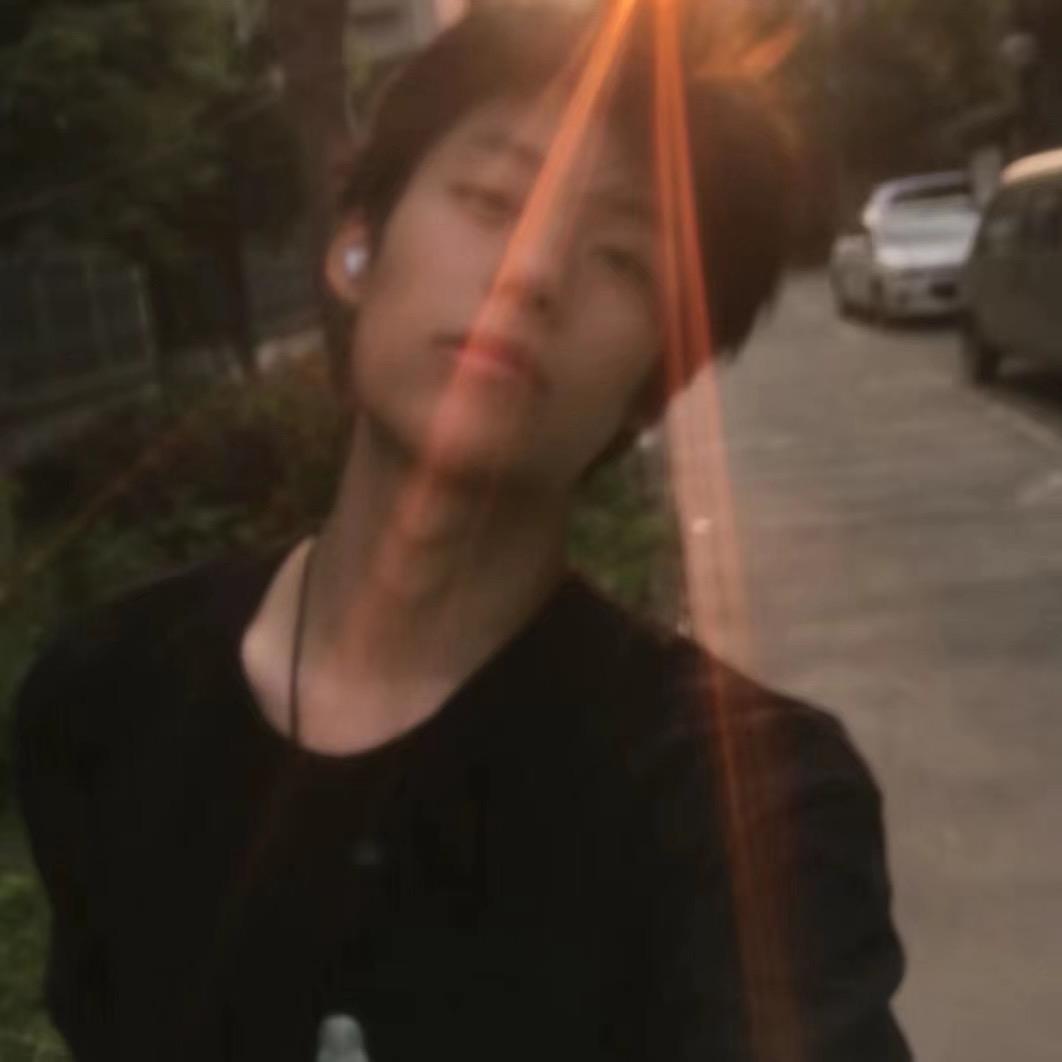 鞠鹏