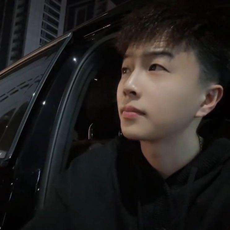 @小郑