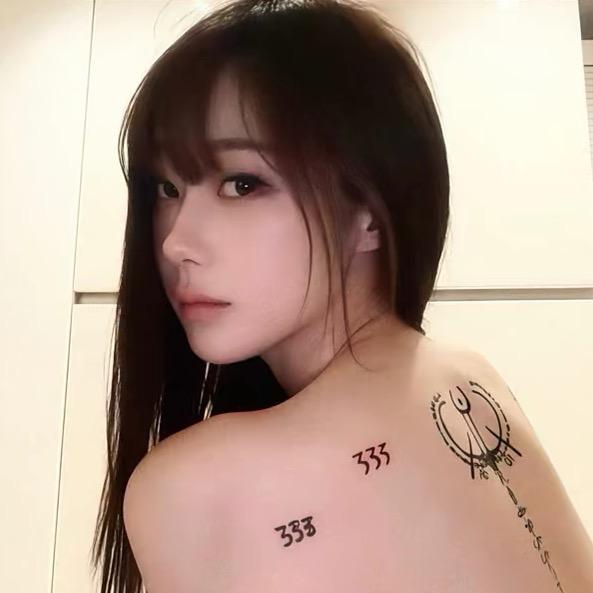 ￴ ￴￴ ￴ ￴ ￴ ￴ ￴