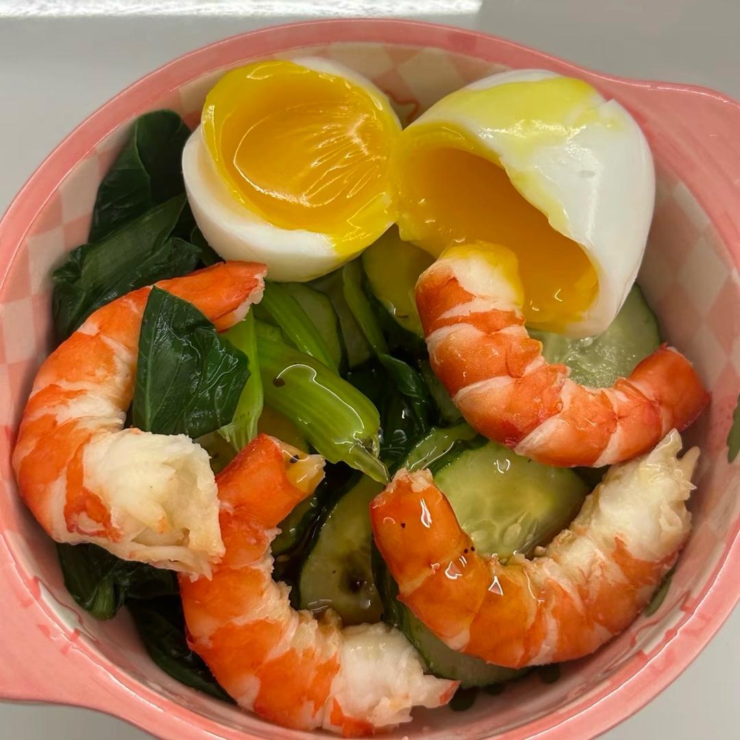 小王爱吃饭