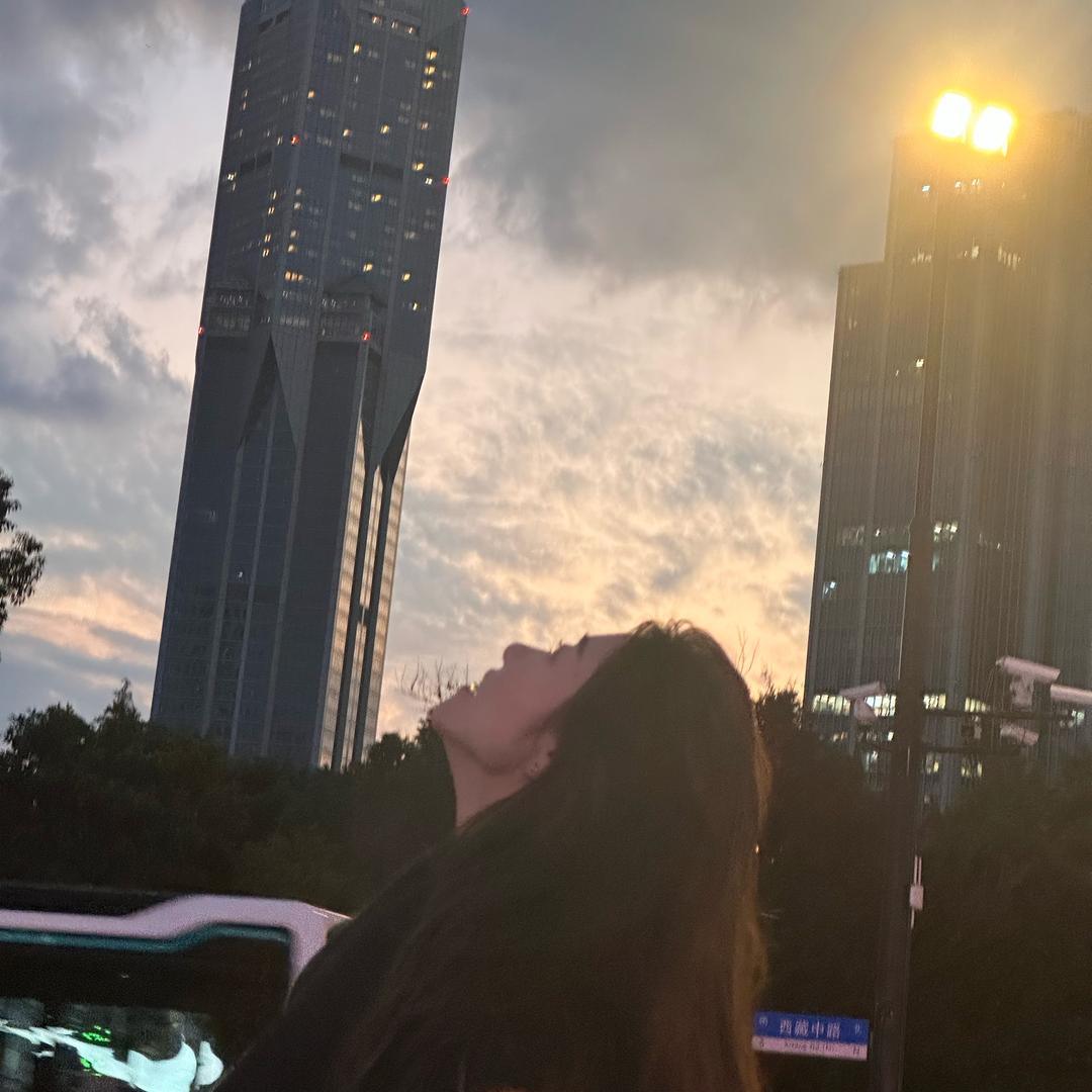 𝒄𝒐𝒎𝒆 𝑶𝑵