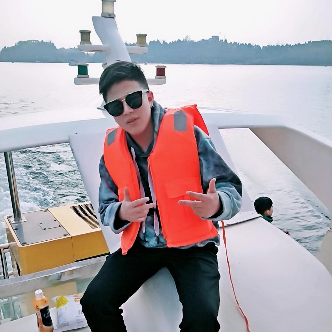 小黑马