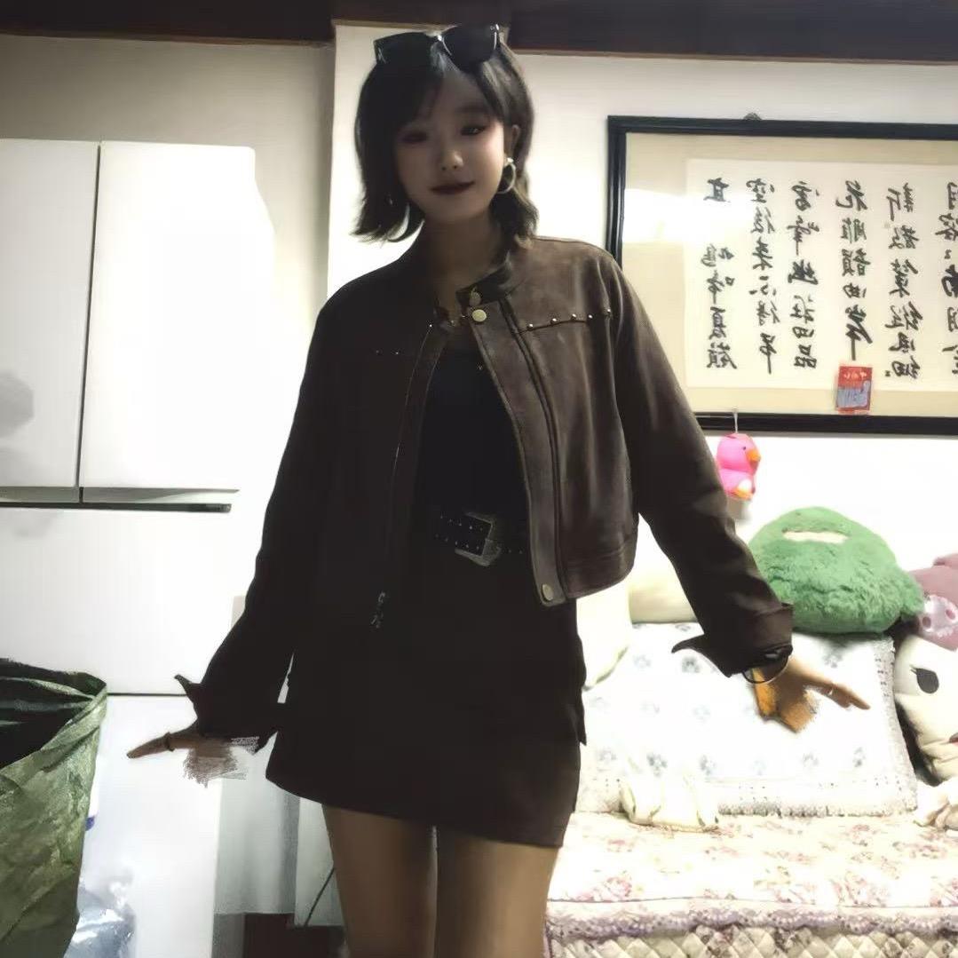 女主