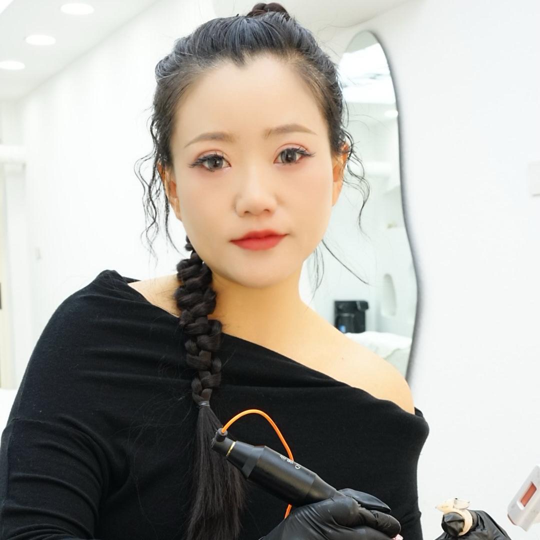 运河区初音美容店的小店名雅美学小号