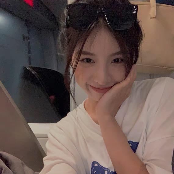 甜莓点点。