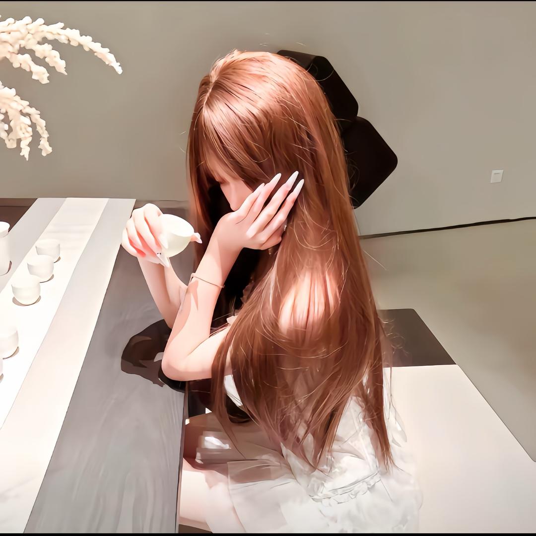 𝟕𝐞𝐯𝐞𝐫.^