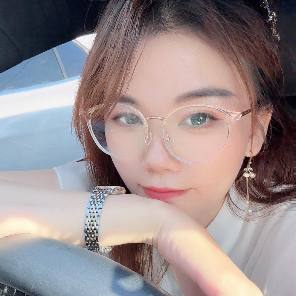 凭祥市倾颜花艺店