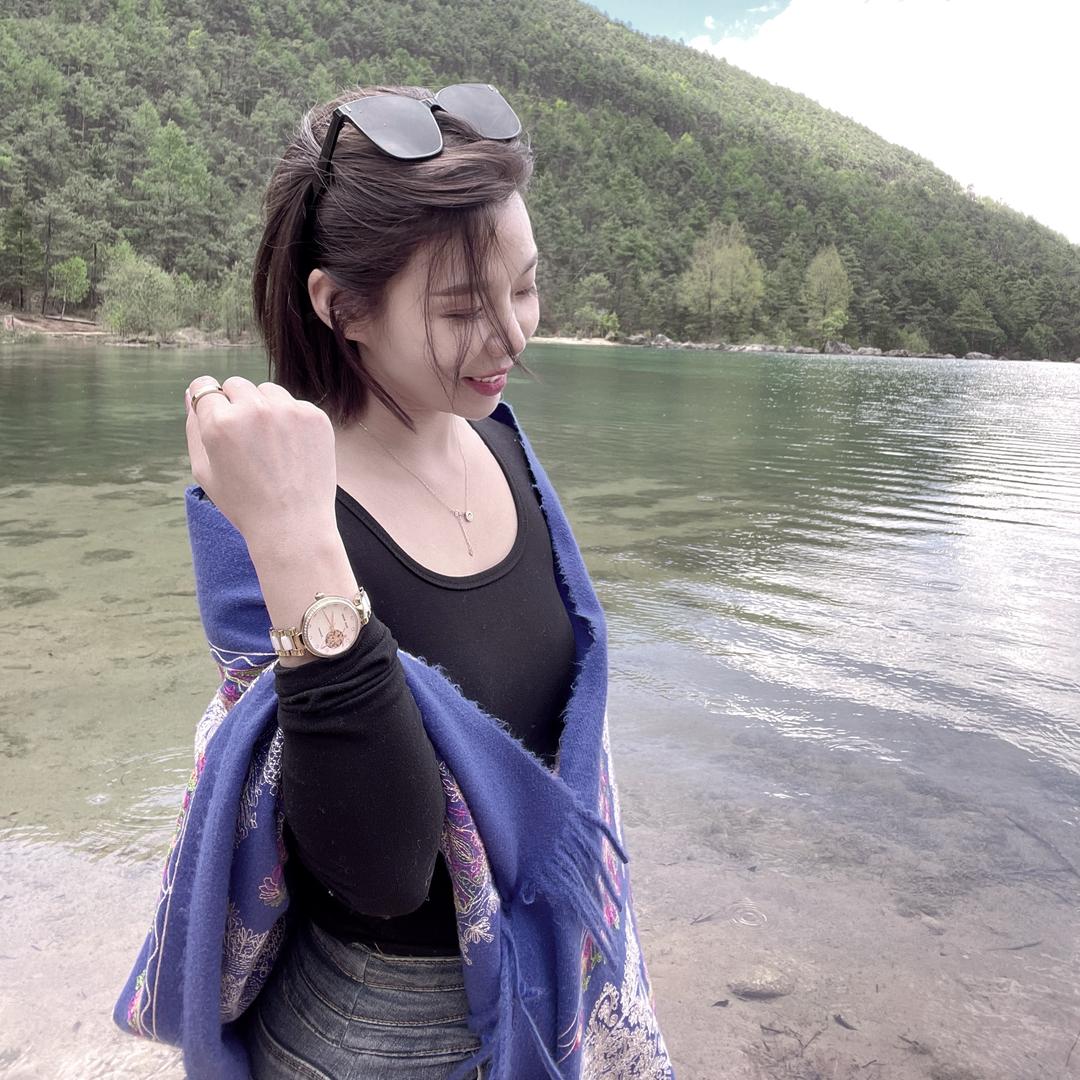 颜百万女裤工厂