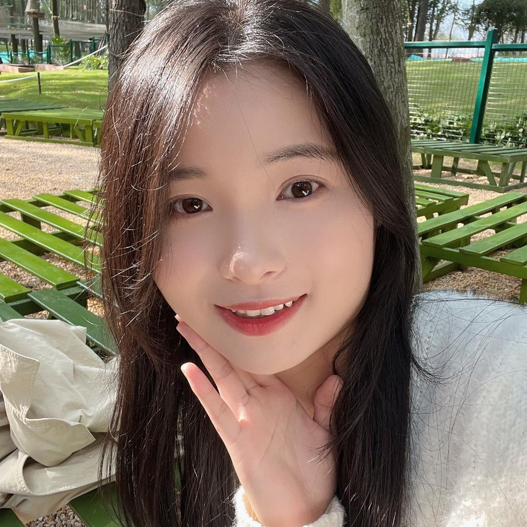 小芦今天穿什么