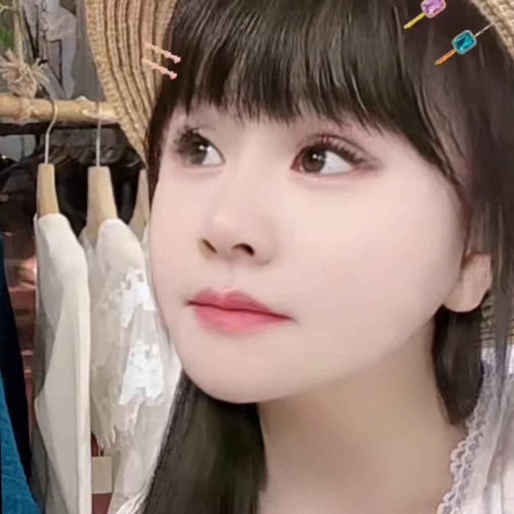 草帽姑娘苏苏呀🐰
