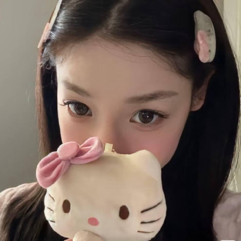 u点小糕冷.