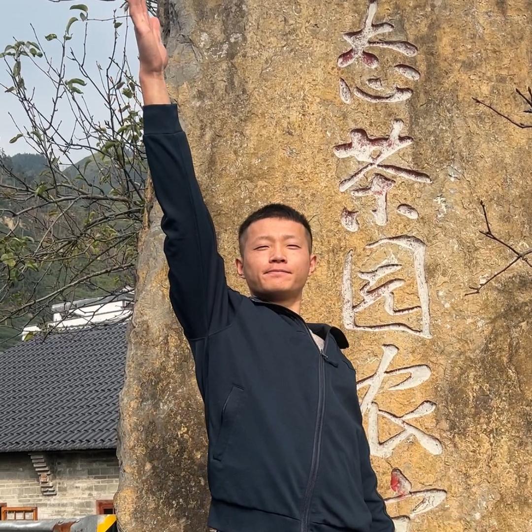 小张在路上